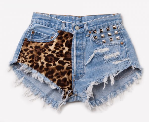 Short estampa onça