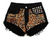 Short estampa onça